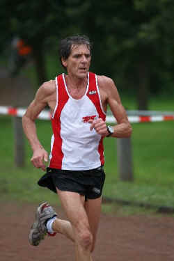 20110806fischerfestlauf262_WolfgangHess.jpg (47886 Byte)