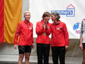 20140308DM_Loeningen_Podium1.jpg (135494 Byte)