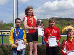 20150502Ohrdruf_Marion4_Podium_(Piontek).jpg (186965 Byte)