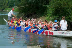 20170826Laufjugend_Drachenboot-2.jpg (167792 Byte)