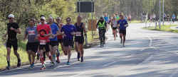 20190407strassenlauf-04.jpg (166443 Byte)